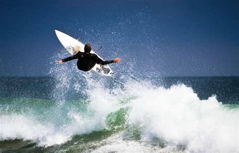 From Point Break to Pipeline: Exploring the Magic Seaweed of Los Angeles
